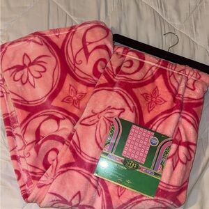 Floral Pink Throw Blanket